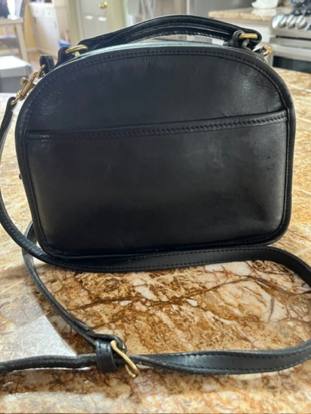 Coach Vintage 90’s Lunchbox 9991 Black Leather Handle/Crossbody Purse